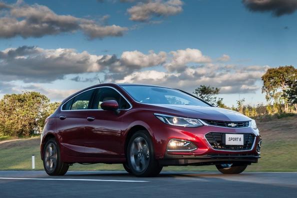 Anden generation Chevrolet Cruze hatchback