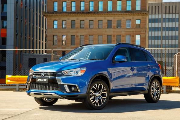 Anmeldelse af den opdaterede crossover Mitsubishi ASX
