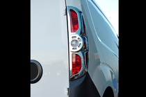 Opel Combo 2012–2018 Kromrammer til baglygter (2012-2015, 2 stk., plast) foto 2