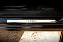 Volkswagen Passat B7 2012–2015 OmsaLine dørtrinslister type 1 (4 stk., rustfrit stål) foto 2