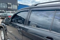 Toyota Land Cruiser Prado 120 2002–2009 Vindafvisere til sideruder (4 stk., HIC) foto 3