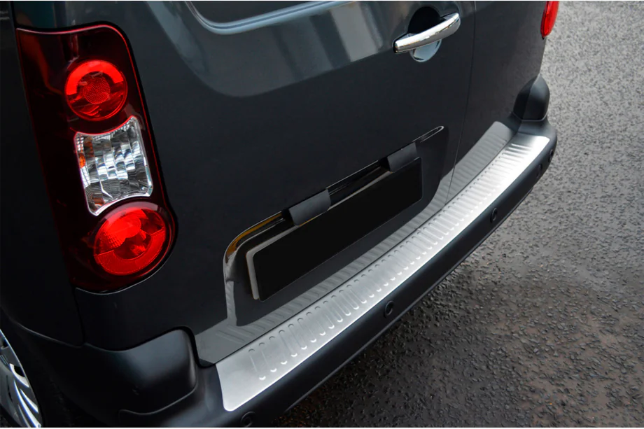 Citroen Berlingo 2008–2018 Omsa Line bagkofangerbeskytter i rustfrit stål Foto 2