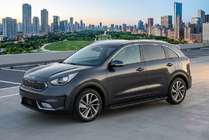 Kia Niro 2016–2021 Sidetrin Allmond Black (2 stk., aluminium) foto 1