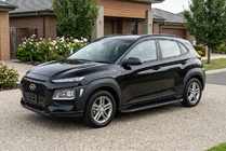 Hyundai Kona 2017–2023 Sidetrin Bosphore Black (2 stk., aluminium) foto 1