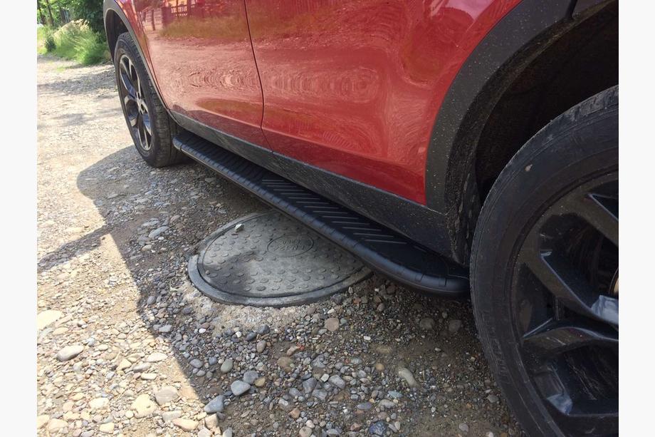 Land Rover Discovery Sport 2014– Sidetrin Bosphore Black (2 stk., aluminium) Image