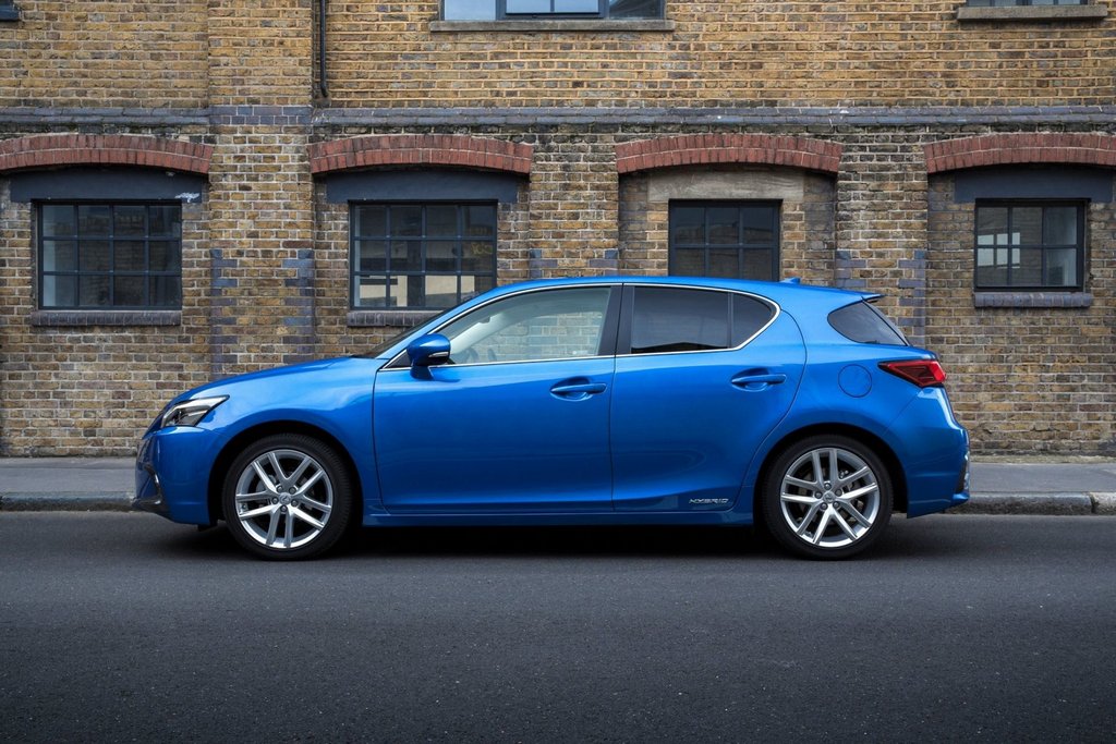 Test af hybrid-hatchbacken Lexus CT 200h