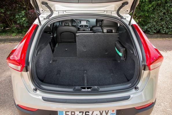 Test af Volvo V40 Cross Country i offroad-udgave Foto 6