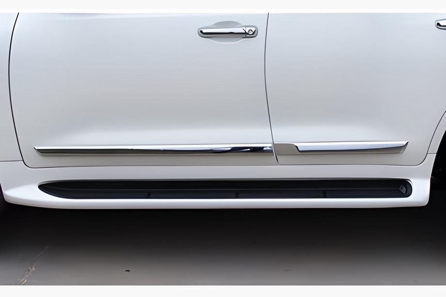 Toyota Land Cruiser 200 2007–2021 Sæt dørlister (2016-2021) Foto 6
