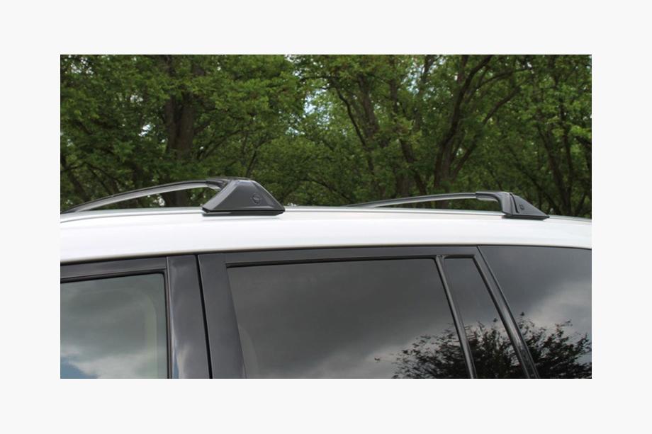 Toyota Land Cruiser 200 2007–2021 Tværstænger til integrerede tagrælinger Lexus (2 stk.) Foto 2