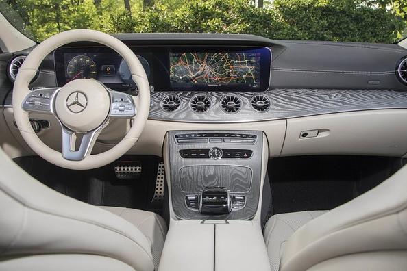 Ny generation af den firedørs coupé Mercedes-Benz CLS-Class Foto 7