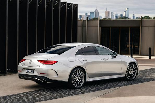 Ny generation af den firedørs coupé Mercedes-Benz CLS-Class Foto 2