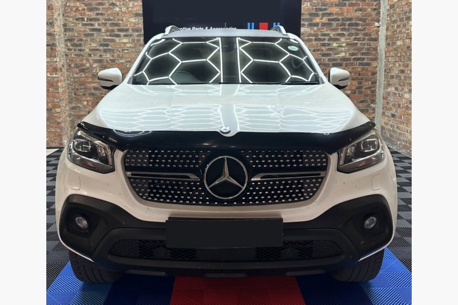 Mercedes X class 2017–2020 Frontgrill Diamond Image