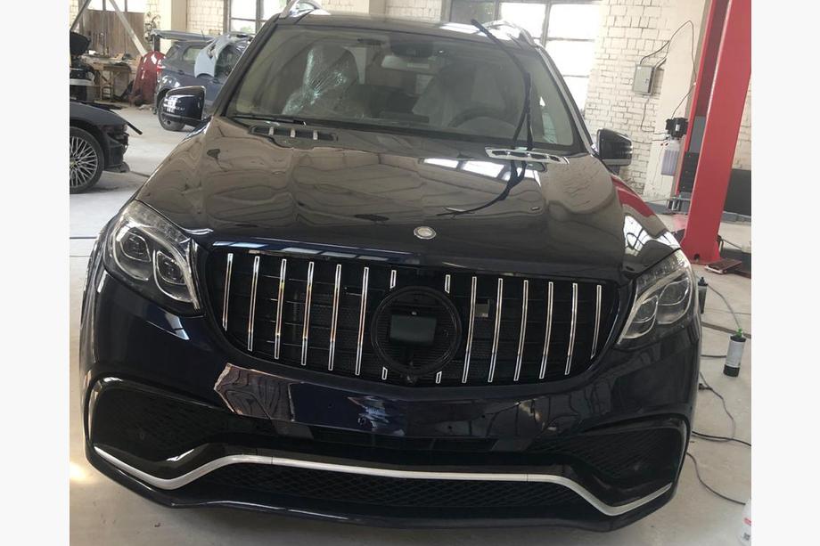 Mercedes GL/GLS class X166 2012–2019 Frontgrill GT Panamericana (til GLS) Foto 2