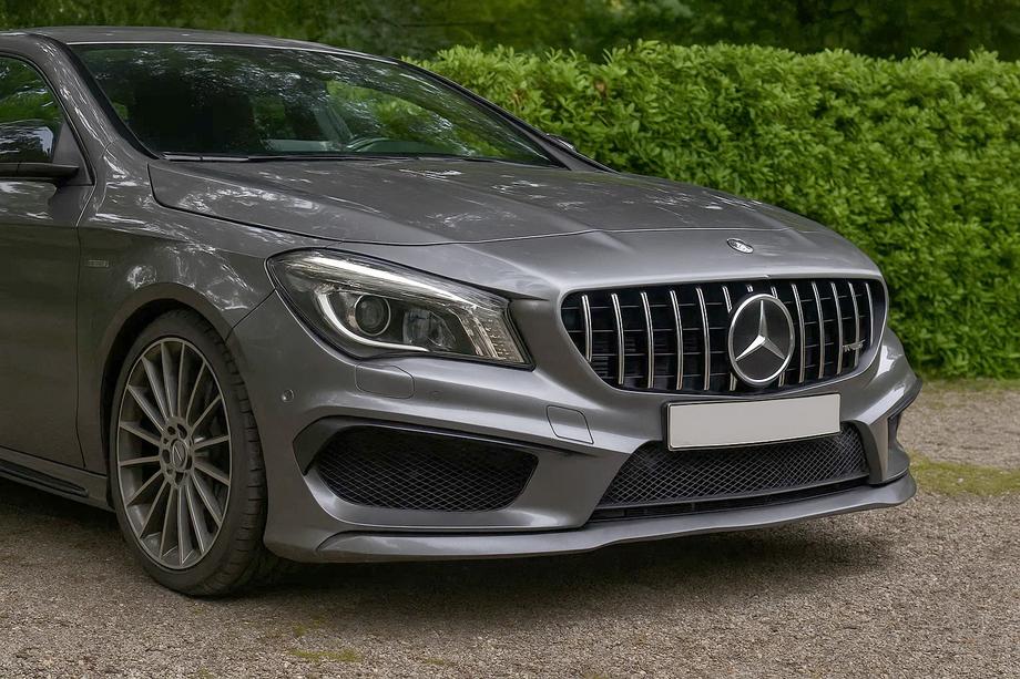 Mercedes CLA C117 2013–2019 Frontgrill (2017-2019, GT Panamericana) Foto 1