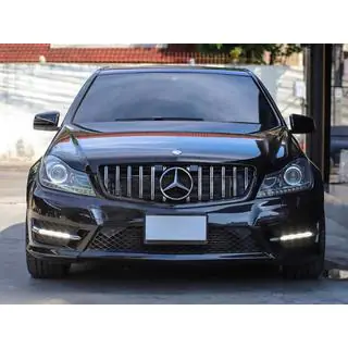 GT Panamericana frontgrill