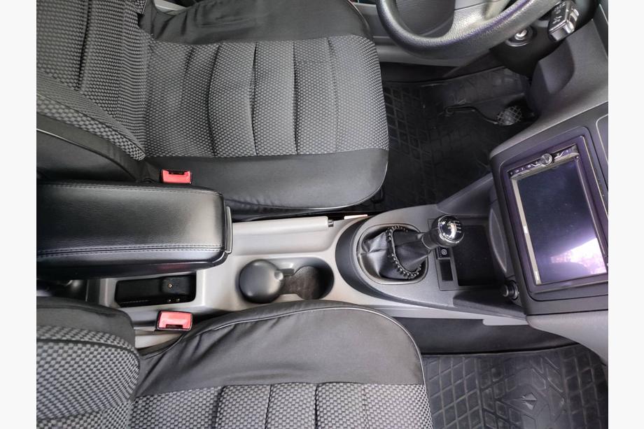 Volkswagen Caddy 2015–2020 Armlæn (til kopholder) Foto 7