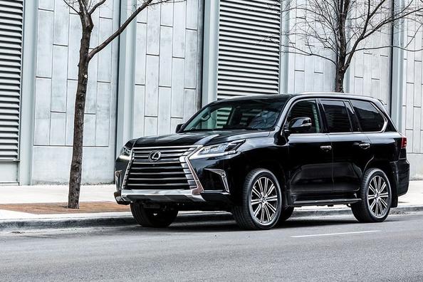 Test af den opdaterede Lexus LX SUV