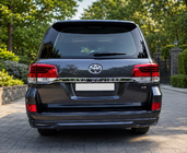 Toyota Land Cruiser 200 2007–2021 Bodykit-sæt 2016-2021 (Executive 2016) Sort farve foto 6