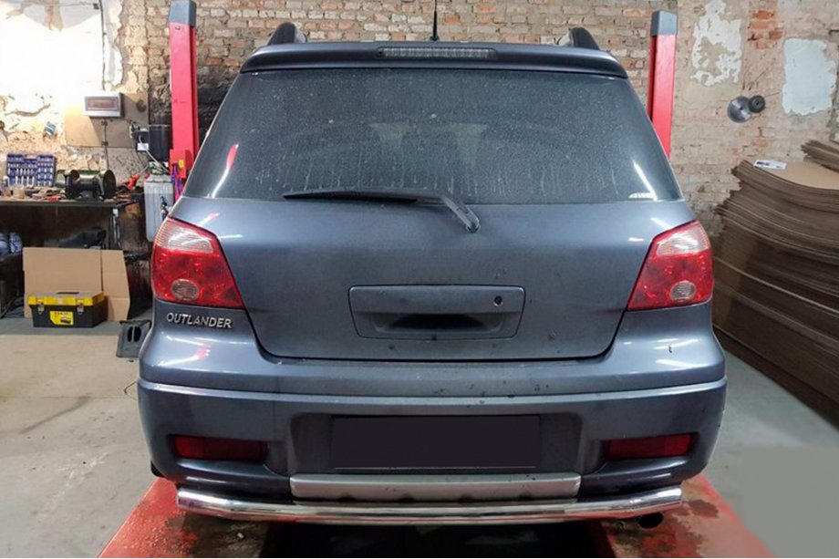Mitsubishi Outlander 2001–2006 Bagbøjle AK002/2 (rustfri) Image
