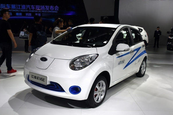 Anmeldelse af den elektriske kompakte hatchback JAC iEV6E