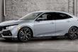 Honda Civic 5D hatchback i 10. generation med fem døre foto 1