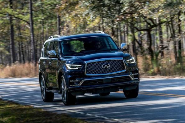 Test af den premium SUV Infiniti QX80