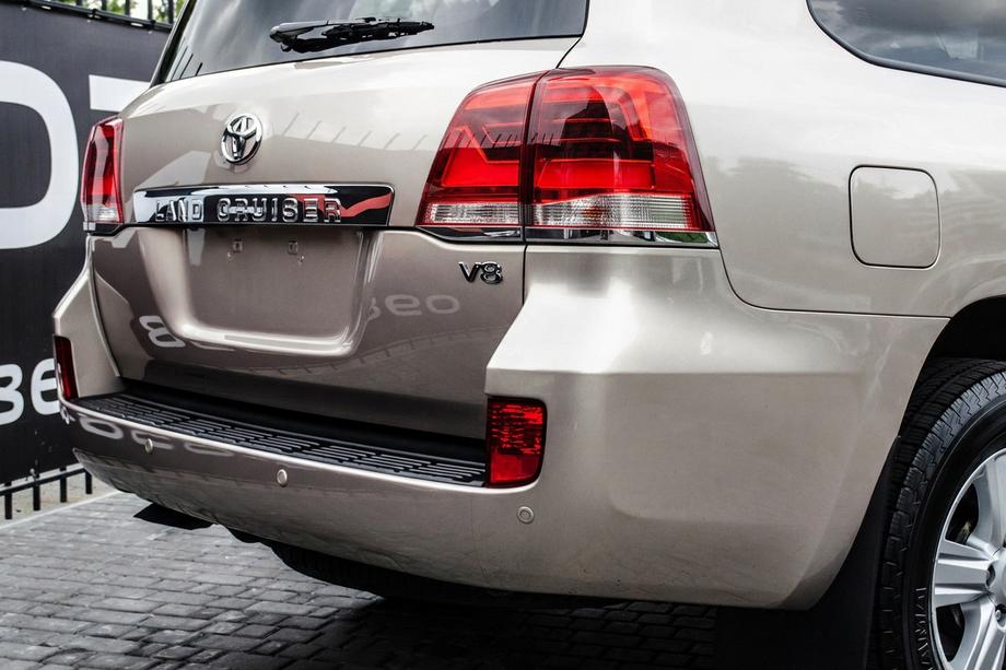 Toyota Land Cruiser 200 2007–2021 Baglygter 2007-2015 V1 (design 2016+) Image