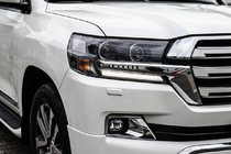 Toyota Land Cruiser 200 2007–2021 Forlygter 2016+ (Executive) foto 1