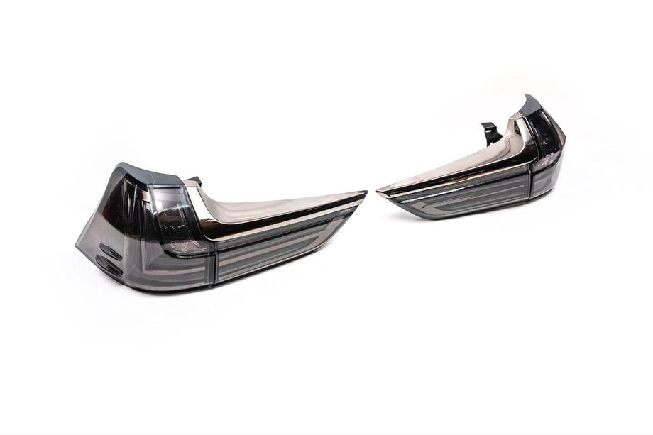 Lexus LX570/450d 2008–2022 Baglygter 2016+ (Superior Black, 2 stk.) Image