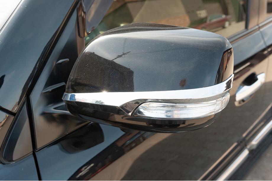 Toyota Land Cruiser 200 2007–2021 Krom spejllister til sidespejle 2012-2021 (2 stk., krom) Foto 2