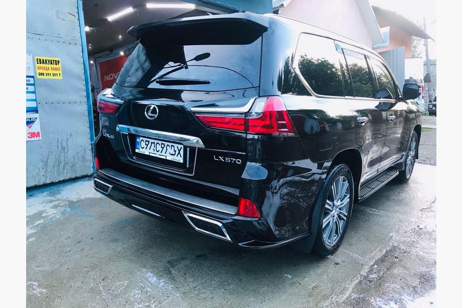 Lexus LX570/450d 2008–2022 Endekapper til bagkofanger (2016+, 2 stk) Foto 2