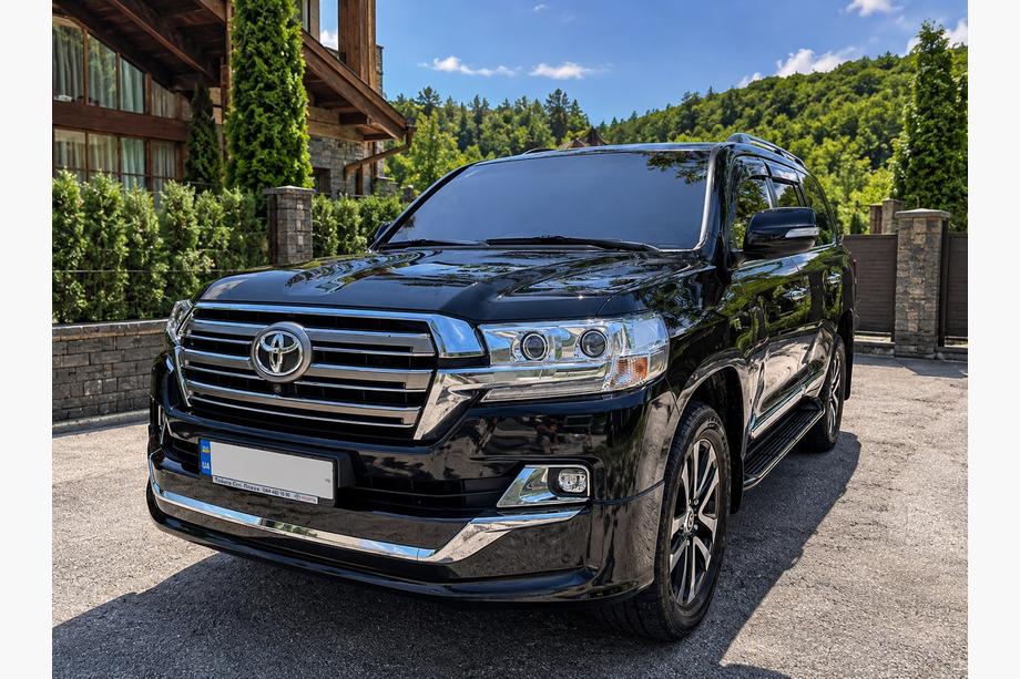 Toyota Land Cruiser 200 2007–2021 Komplet bodykit 2016-2021 (Executive 2019) Foto 5