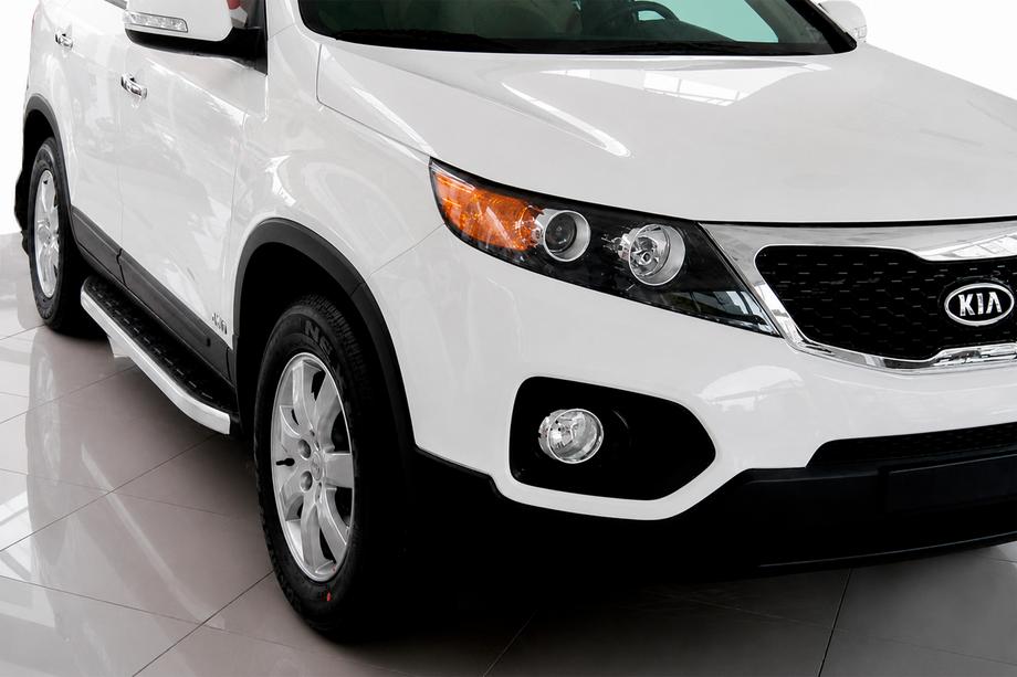 Kia Sorento II XM 2009–2014 Fullmond sidetrin (2 stk., aluminium) 2010-2013 Image