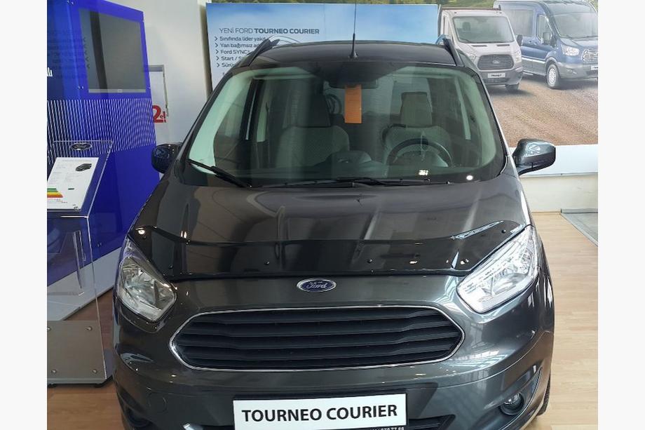Ford Courier 2014–2023 Deflektor til motorhjelm EuroCap Foto 16