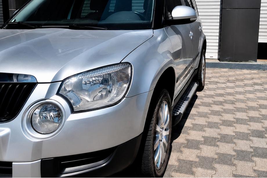 Skoda Yeti 2009–2017 Sidetrin Allmond Grey (2 stk., aluminium) Image