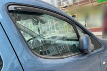 Citroen Berlingo 2008–2018 Vindafvisere, indstik (2 stk., HIC) foto 1