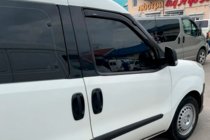 Fiat Doblo II 2010–2022 Vindafvisere, indstik (2 stk., HIC) foto 4