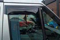 Ford Transit 2000–2014 Vindafvisere til sideruder (2 stk., HIC) foto 1