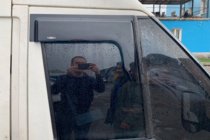 Ford Transit 2000–2014 Vindafvisere til sideruder (2 stk., HIC) foto 3