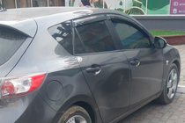 Mazda 3 2009–2013 Vindafvisere til vinduer HB (4 stk., HIC) foto 1