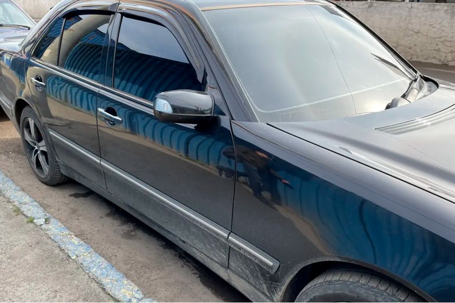 Mercedes E-class W210 1995–2002 Vindafvisere SD (4 stk., HIC) Image