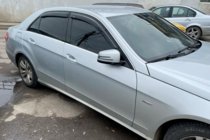 Mercedes E-class W212 2009–2016 Vindafvisere SD (4 stk., HIC) foto 3