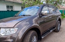 Mitsubishi Pajero Sport 2008–2015 Vindafvisere til sideruder (4 stk., HIC) foto 3
