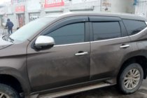 Mitsubishi Pajero Sport 2015– Vindafvisere til sideruder (4 stk., HIC) foto 1