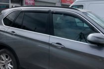 Nissan Qashqai 2014–2021 Vindafvisere til sideruder med kromliste (4 stk., HIC) foto 8