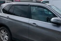 Nissan Qashqai 2014–2021 Vindafvisere til sideruder med kromliste (4 stk., HIC) foto 10