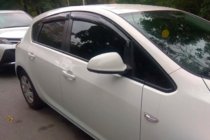 Opel Astra J 2009–2015 Vindafvisere til vinduer HB (4 stk., HIC) foto 4