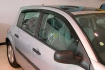 Renault Megane II 2004–2009 Vindafvisere til vinduer HB (4 stk., HIC) foto 1