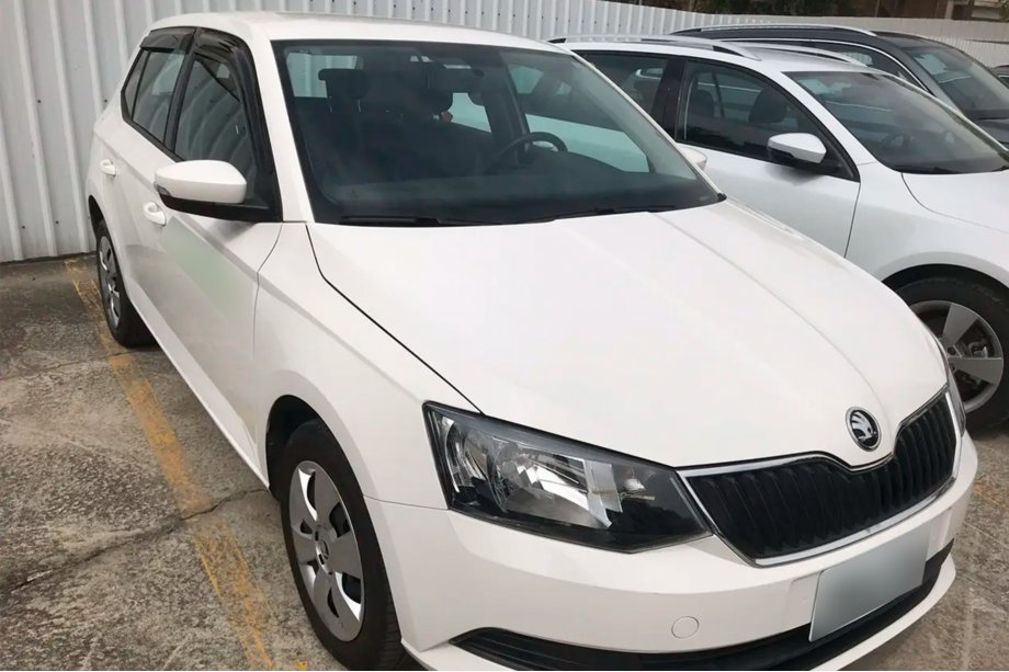 Skoda Fabia 2014–2021 Vindafvisere til vinduer HB (4 stk., HIC) Foto 4