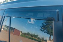 Suzuki Grand Vitara 2005–2017 Vindafvisere til sideruder (4 stk., HIC) foto 11
